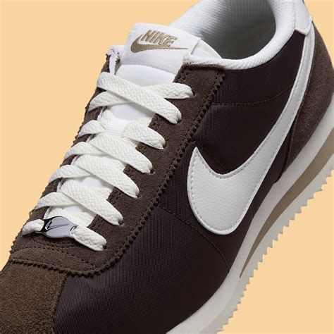 nike cortez schwarz braun|nike cortez shoes history.